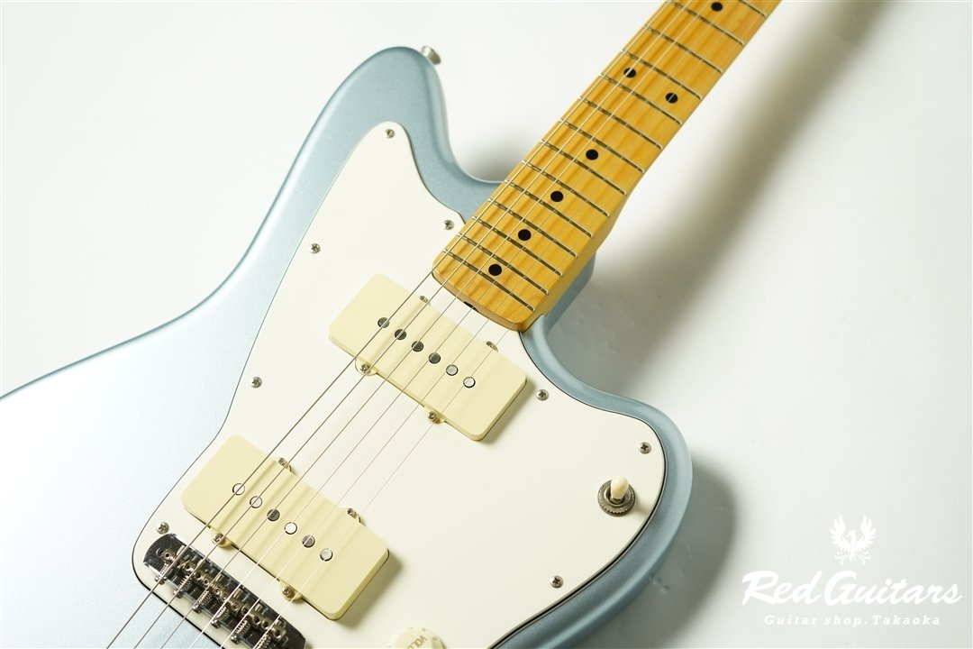 Model JM. Glassy #093 - Ice Blue Metallic